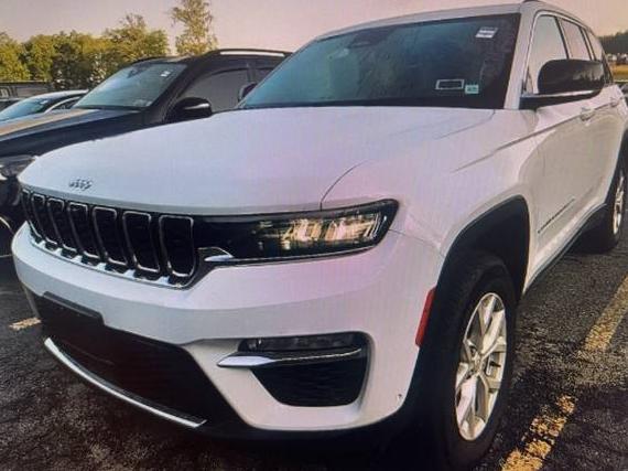 JEEP GRAND CHEROKEE 2023 1C4RJHBG1P8110550 image